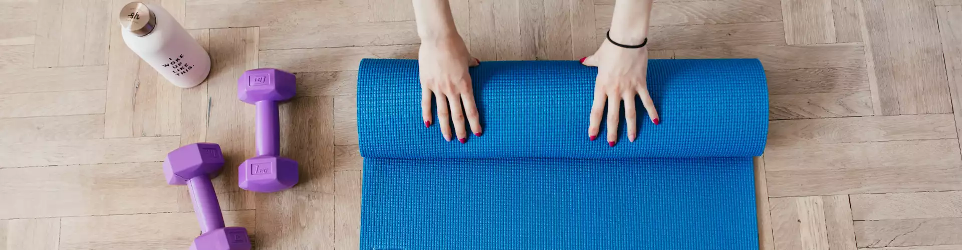 Mat Pilates - concepts et exercices de base pour niveau débutant à intermédiaire