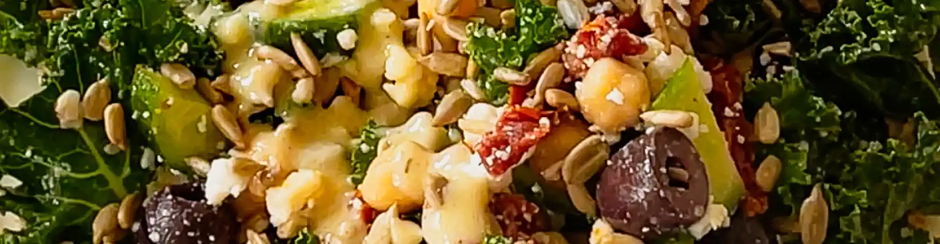 Insalata di ceci e cavolo riccio con salsa Tahini - Online Class by Jess Toliver